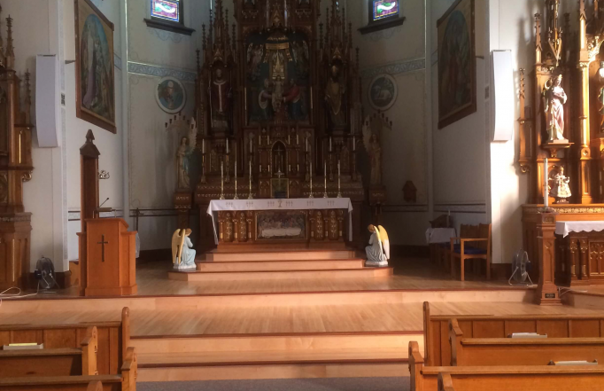 Close up of the St. Mary's chancel.